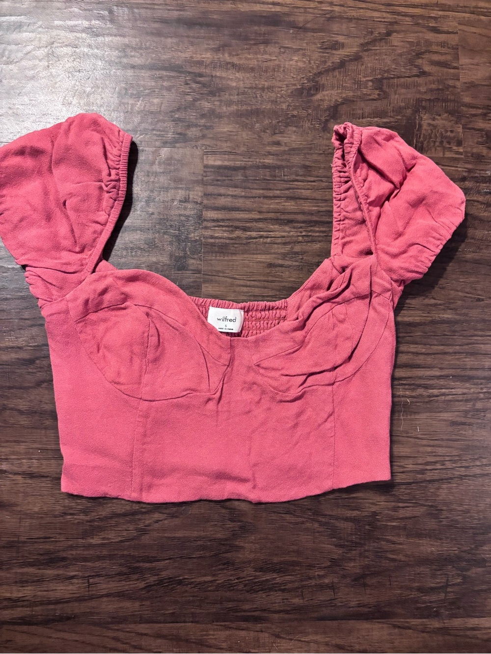 Wilfred by Aritzia Coral Puff-Sleeve Cropped Blouse